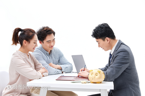 青年夫妻咨詢(xún)理財(cái)顧問(wèn)